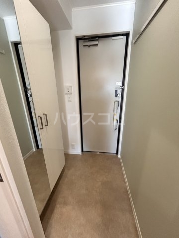 13/30 玄関
