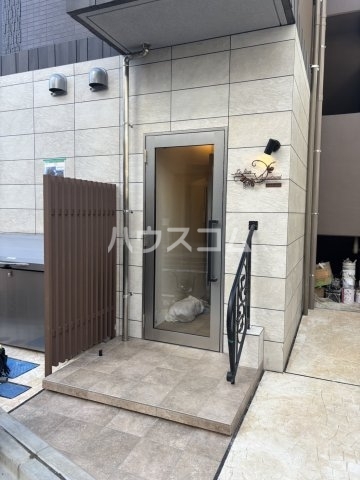 3/5 エントランス