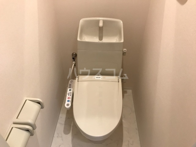 13/30 トイレ