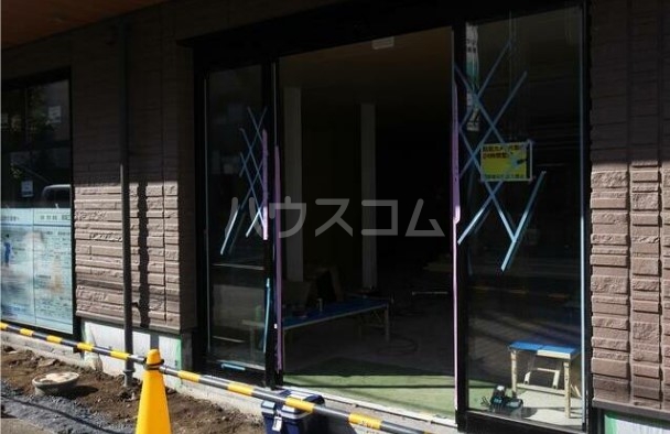 26/30 エントランス