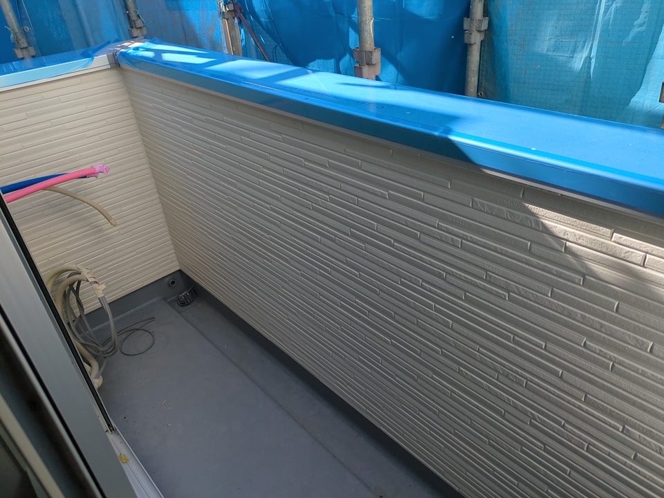 13/23 バルコニー