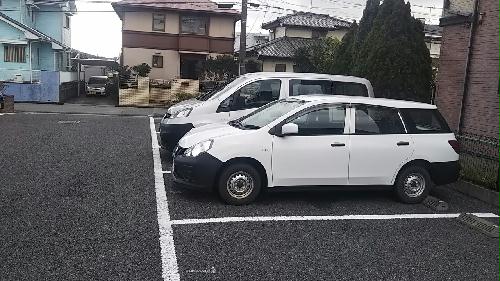 2/2 駐車場