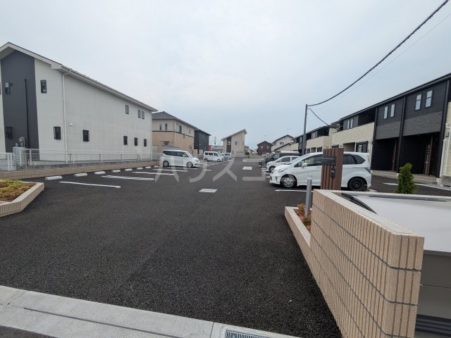 20/30 駐車場