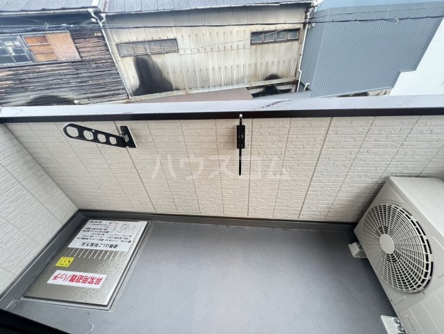 13/27 バルコニー