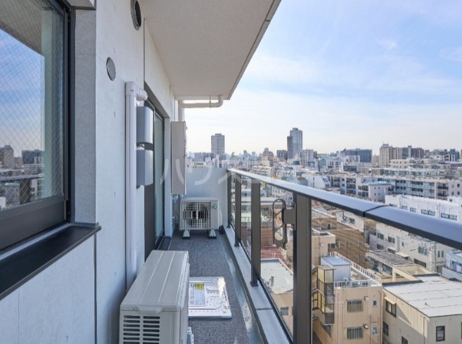 16/28 バルコニー