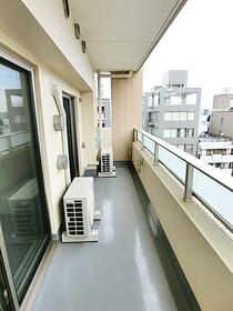 13/21 バルコニー