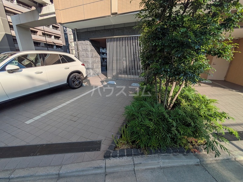 25/30 駐車場