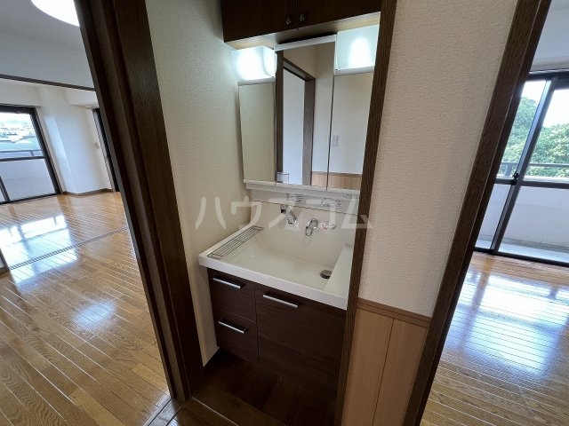 15/30 洗面
