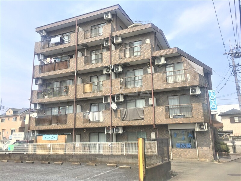 20/28 エントランス