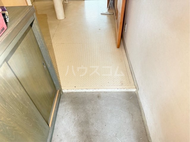 14/30 玄関