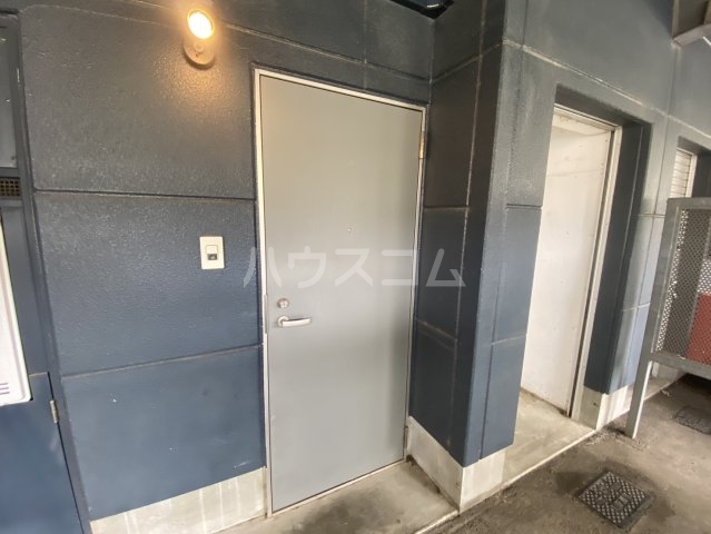 15/30 玄関