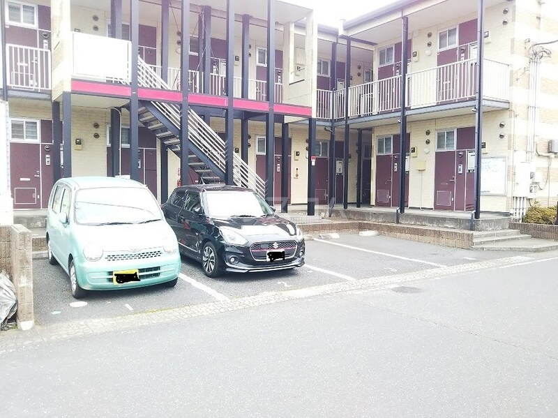 16/23 駐車場