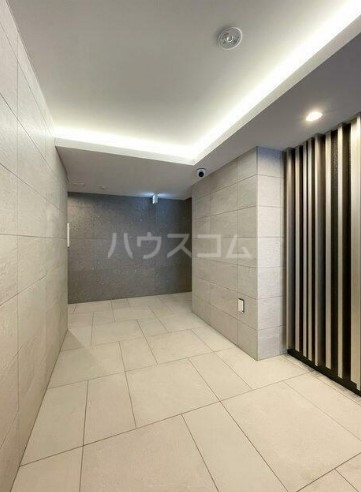 14/14 エントランス