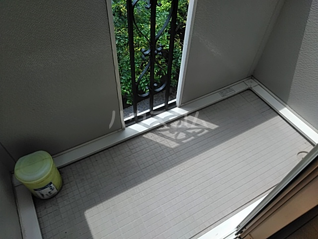 15/30 バルコニー