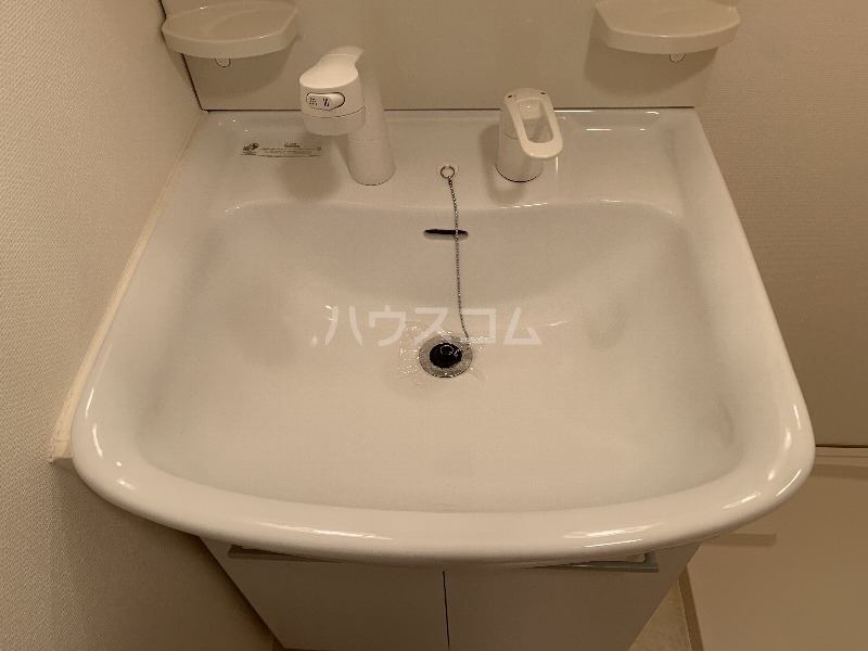 16/27 洗面