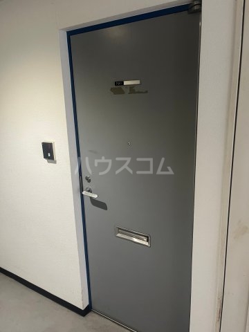 17/25 エントランス