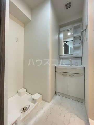 18/30 洗面