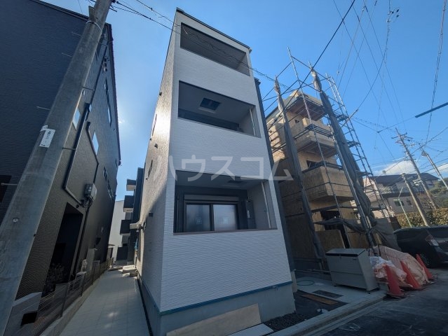 2/30 外観