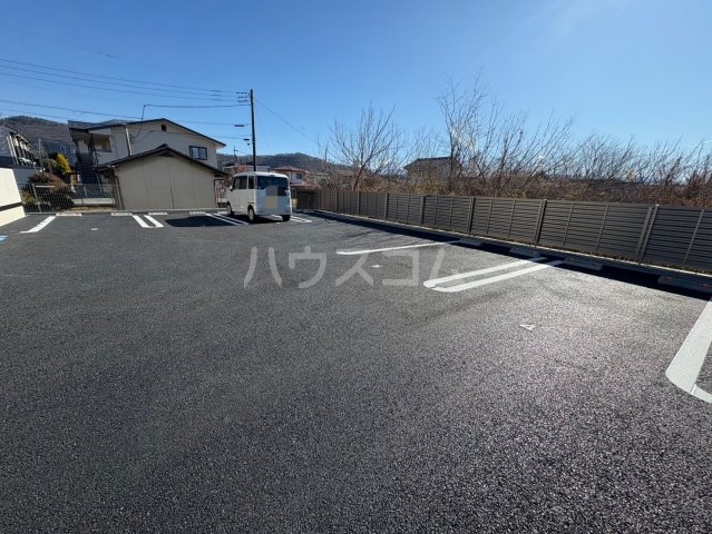 26/30 駐車場
