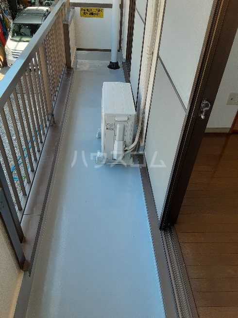 23/30 バルコニー