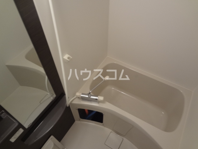 14/30 浴室