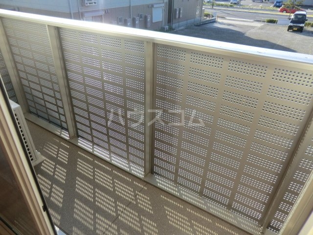 18/30 バルコニー