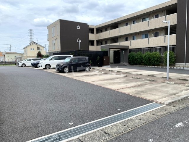 17/26 駐車場