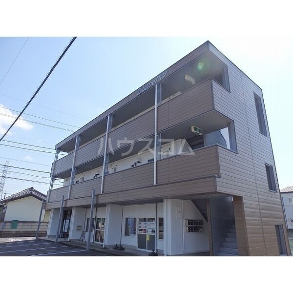 14/15 エントランス