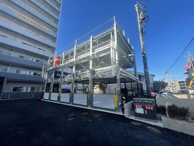 27/30 駐車場