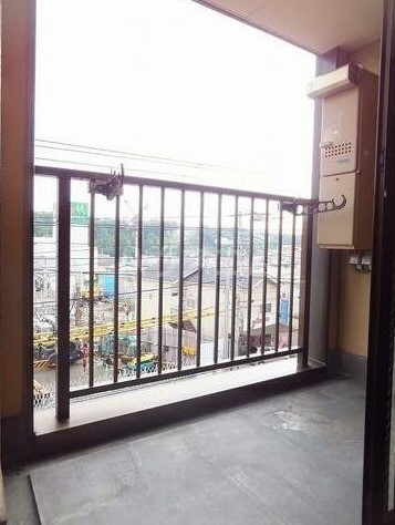 14/27 バルコニー