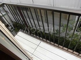 13/22 バルコニー