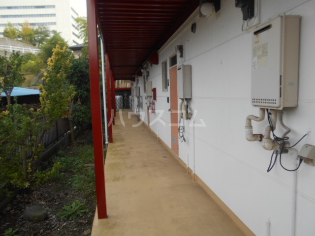 18/29 エントランス