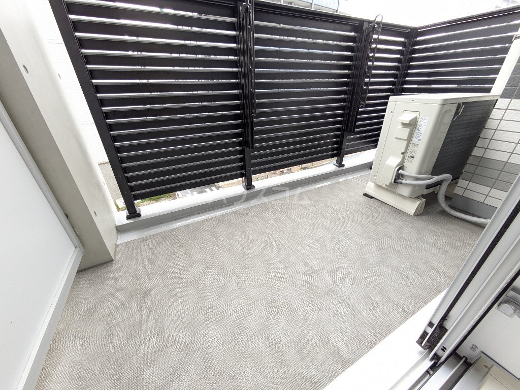 15/27 バルコニー