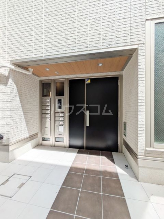 17/24 エントランス