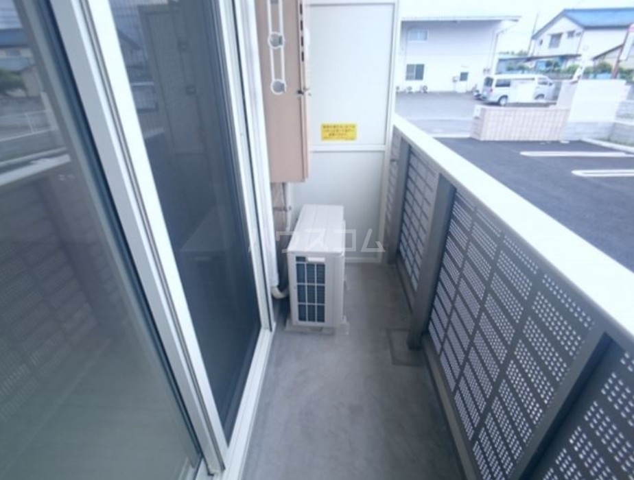 13/27 バルコニー