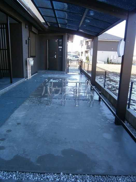 26/27 駐車場