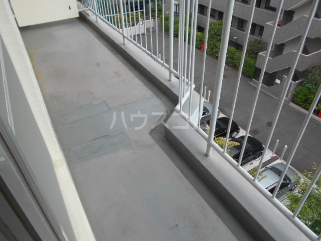 17/28 バルコニー