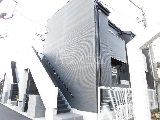 17/25 エントランス