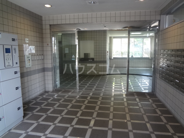 29/30 エントランス