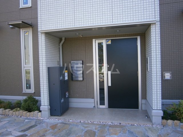 15/25 エントランス