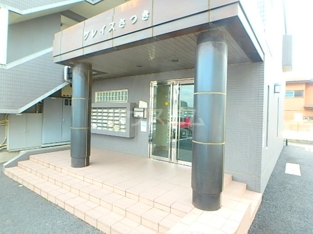 21/28 エントランス