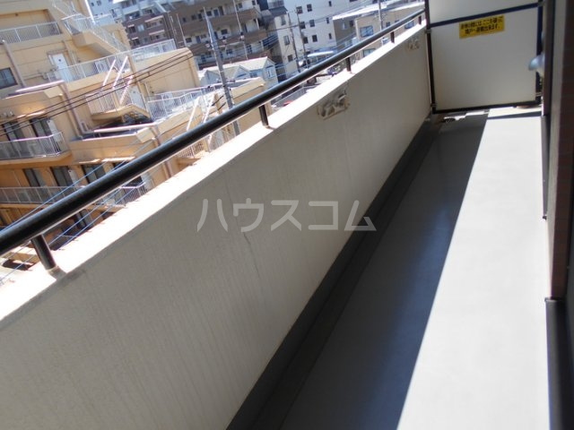 19/30 バルコニー