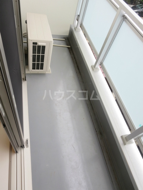 17/28 バルコニー