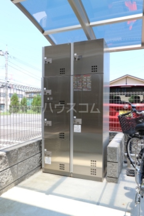 4/4 エントランス