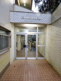 2/3 エントランス