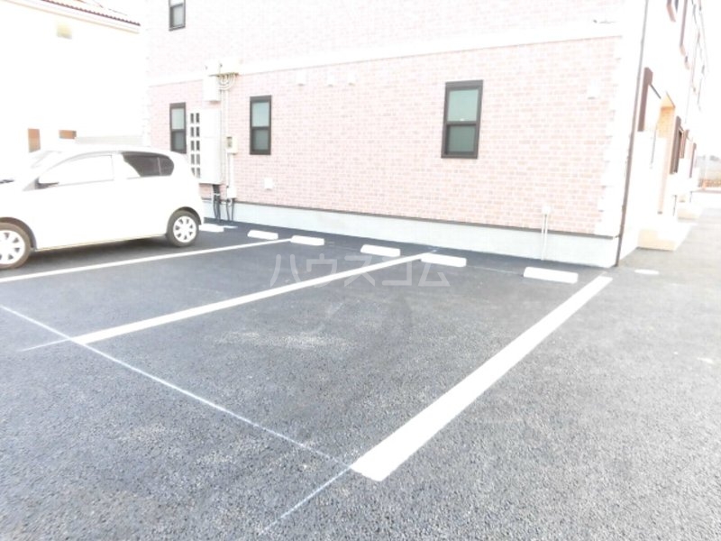 26/29 駐車場