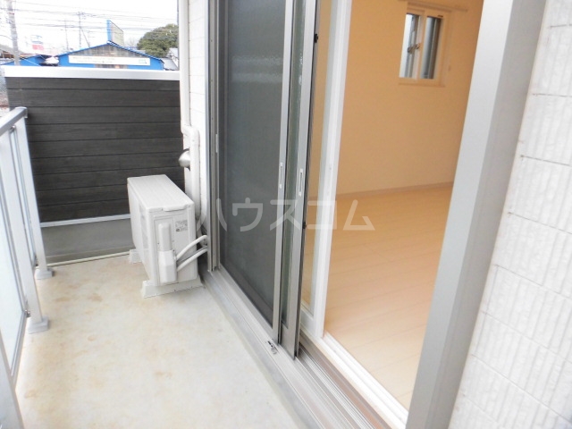 18/27 バルコニー