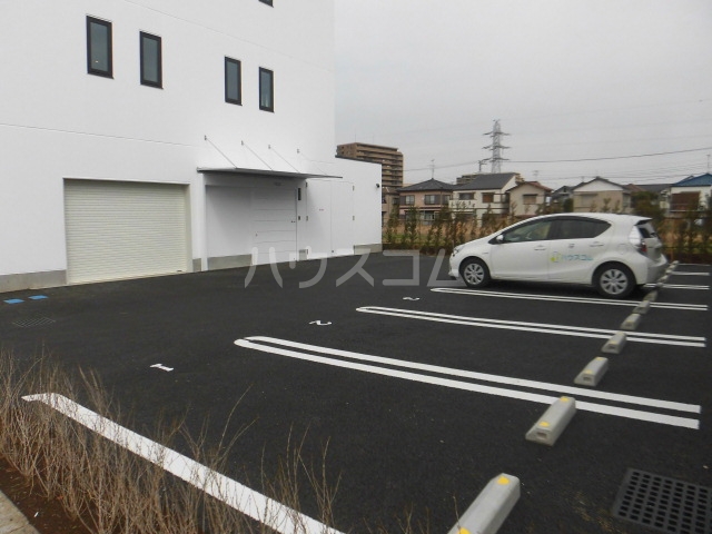 22/23 駐車場