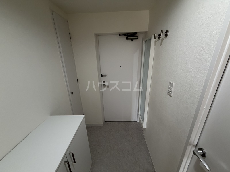13/30 玄関