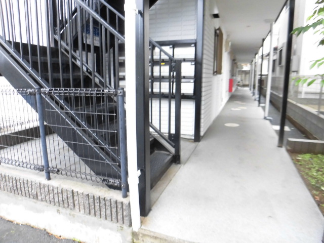 13/15 エントランス